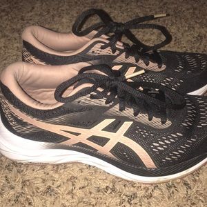 ASICS Gel Excite 6 running shoes, size 7